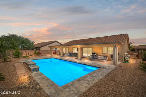 Property Slideshow image 3 of 39 | 555 n alexis loop, Green Valley, AZ, 85614