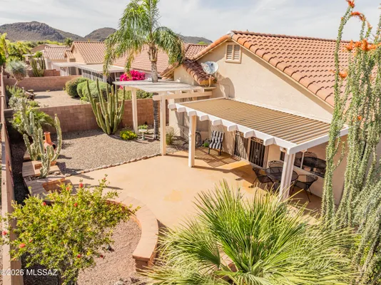 Property Slideshow image 3 of 50 | 7618 w madrigal dr, Tucson, AZ, 85743