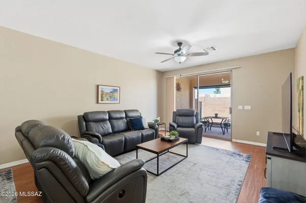 Property Slideshow image 3 of 29 | 448 w deerwood ln, Green Valley, AZ, 85614