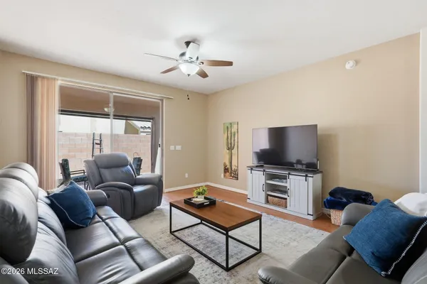 Property Slideshow image 2 of 29 | 448 w deerwood ln, Green Valley, AZ, 85614