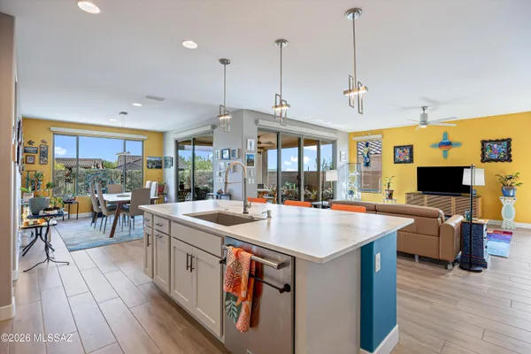 Property Slideshow image 3 of 50 | 6799 w cliff spring trl, Marana, AZ, 85658