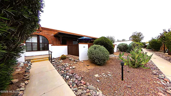 Property Slideshow image 2 of 30 | 230 s paseo sarta c, Green Valley, AZ, 85614