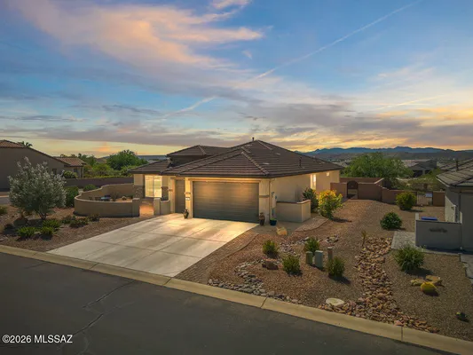 Property Slideshow image 2 of 49 | 1803 n bayshore dr, Green Valley, AZ, 85614