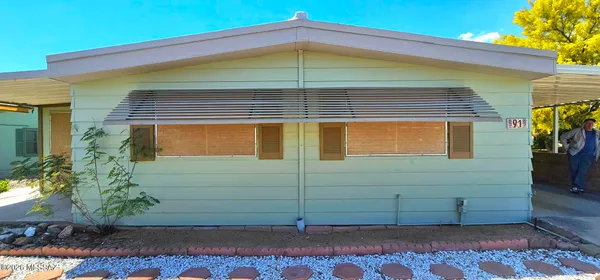 Property Slideshow image 2 of 27 | 91 w olive dr, Green Valley, AZ, 85614