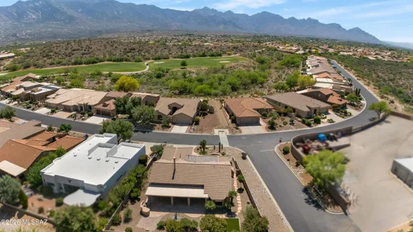 Property Slideshow image 2 of 50 | 62060 e valley crest ct, Tucson, AZ, 85739