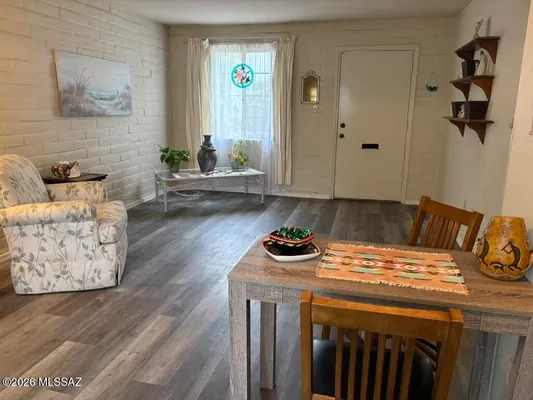 Property Slideshow image 2 of 17 | 506 w camino penasco b, Green Valley, AZ, 85614