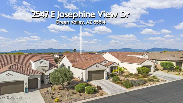 Property Slideshow image 2 of 50 | 2547 e josephine view dr, Green Valley, AZ, 85614