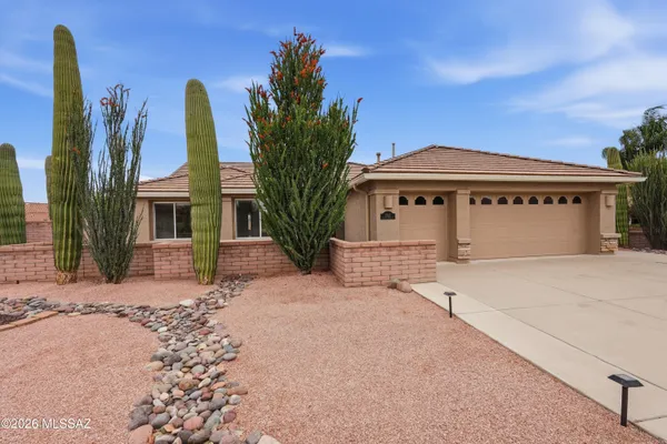 Property Slideshow image 2 of 47 | 1563 n rush creek ct, Green Valley, AZ, 85614