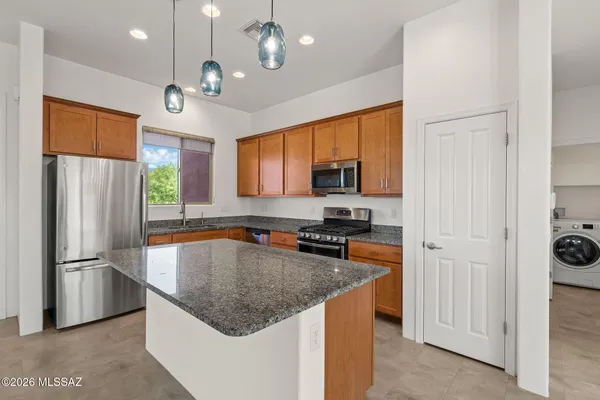Property Slideshow image 2 of 47 | 13760 e langtry ln, Tucson, AZ, 85747