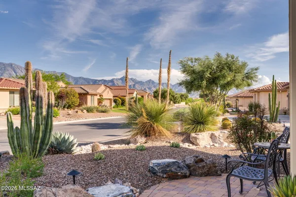 Property Slideshow image 2 of 36 | 39758 s windwood dr, Tucson, AZ, 85739