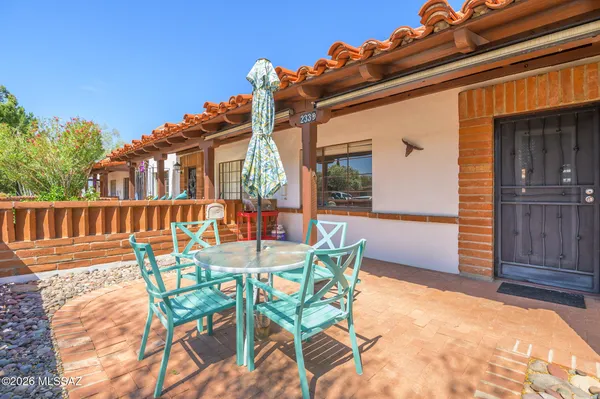 Property Slideshow image 2 of 16 | 233 s paseo tierra d, Green Valley, AZ, 85614