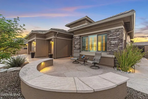 Property Slideshow image 3 of 40 | 60152 e blue palm dr, Oracle, AZ, 85623