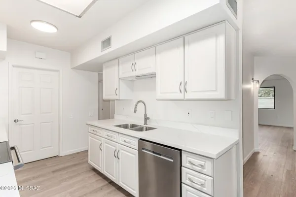 Property Slideshow image 3 of 26 | 750 w camino iturbide, Green Valley, AZ, 85622