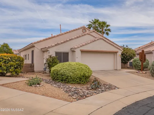 Property Slideshow image 2 of 42 | 271 w continental vista pl, Green Valley, AZ, 85614