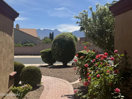 Property Slideshow image 2 of 34 | 3398 s abrego dr, Green Valley, AZ, 85614