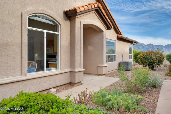 Property Slideshow image 3 of 41 | 64351 e wind ridge cir 20, Saddlebrooke, AZ, 85739
