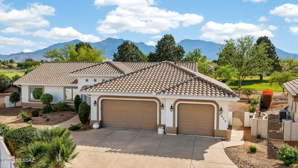 Property Slideshow image 3 of 50 | 2930 glenview dr, Sierra Vista, AZ, 85650