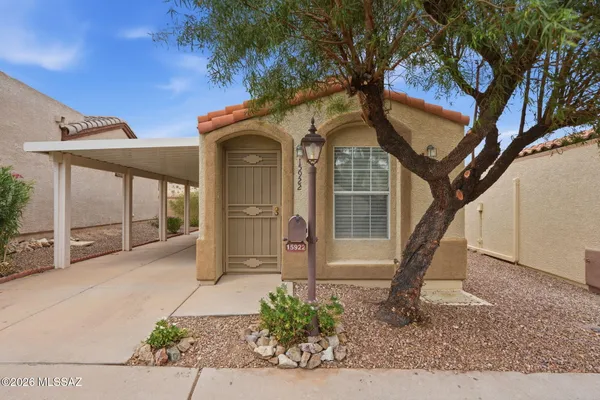 Property Slideshow image 2 of 21 | 15922 s avenida canica, Sahuarita, AZ, 85629