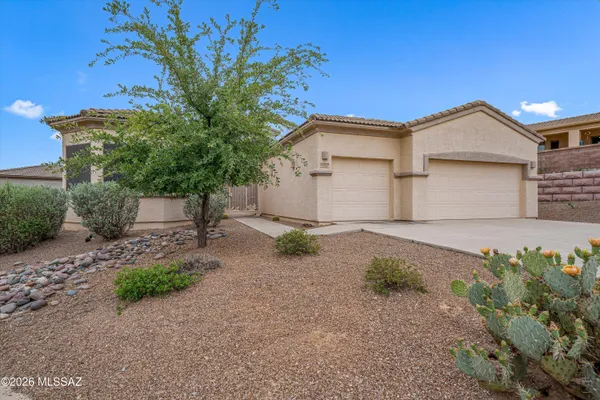 Property Slideshow image 3 of 34 | 2299 w calle casas lindas, Green Valley, AZ, 85622