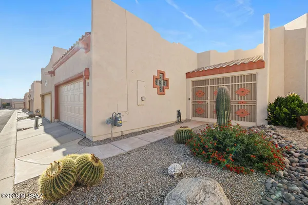 Property Slideshow image 2 of 41 | 453 w windham blvd, Green Valley, AZ, 85614