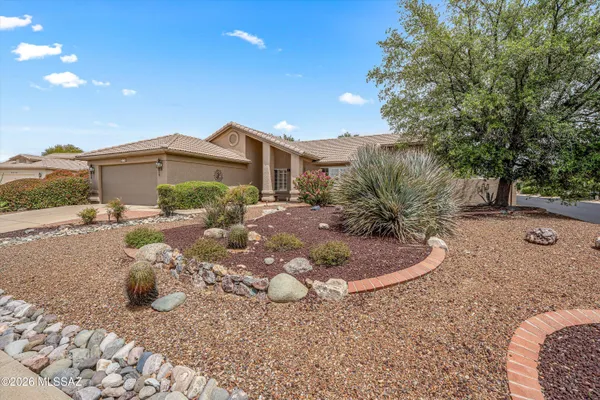 Property Slideshow image 3 of 37 | 65730 e skyblue ct, Tucson, AZ, 85739