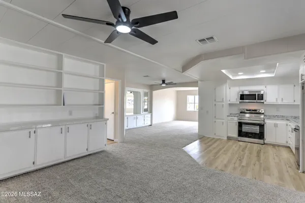 Property Slideshow image 3 of 25 | 278 w mora dr, Green Valley, AZ, 85614