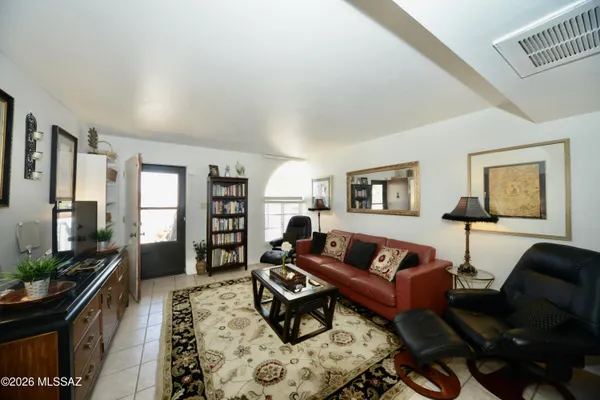 Property Slideshow image 2 of 29 | 322 s la canada dr c, Green Valley, AZ, 85614