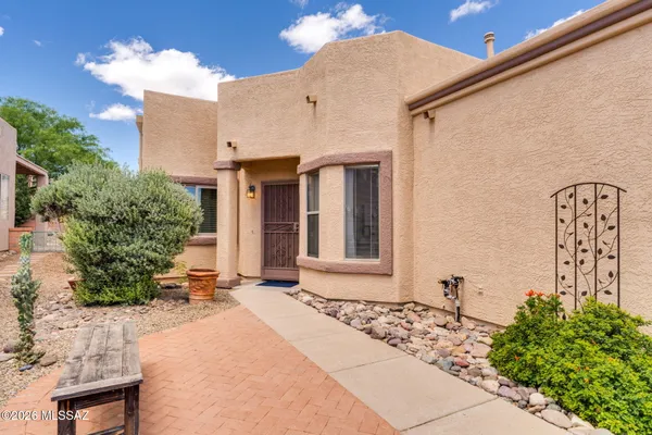 Property Slideshow image 3 of 49 | 2340 s orchard view dr, Green Valley, AZ, 85614