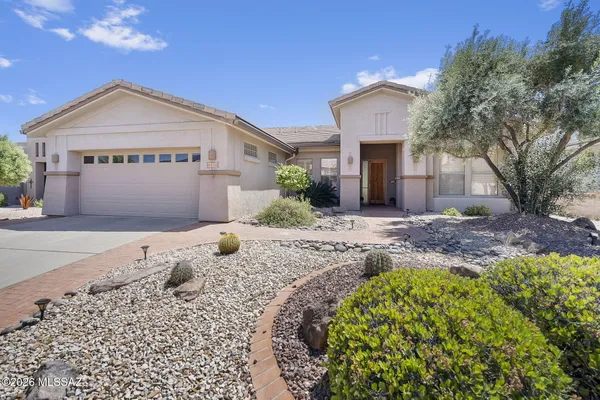 Property Slideshow image 3 of 46 | 4715 s piccadilly dr, Green Valley, AZ, 85622