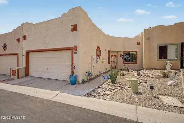 Property Slideshow image 3 of 47 | 441 w deerwood ln, Green Valley, AZ, 85614