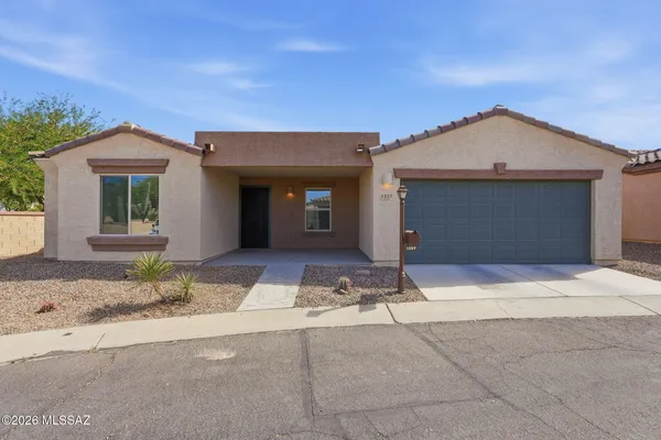 Property Slideshow image 2 of 36 | 1337 w vuelta del yunque, Sahuarita, AZ, 85629
