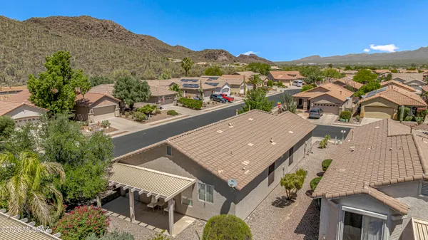 Property Slideshow image 2 of 37 | 8149 w morning light way, Tucson, AZ, 85743