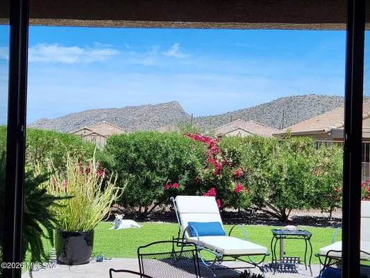 Property Slideshow image 2 of 43 | 7100 w cliff spring trl, Marana, AZ, 85658