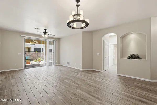 Property Slideshow image 2 of 40 | 525 w deerview ct, Green Valley, AZ, 85614