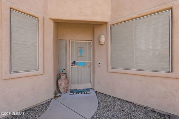 Property Slideshow image 3 of 40 | 525 w deerview ct, Green Valley, AZ, 85614