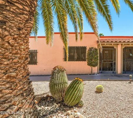 Property Slideshow image 3 of 26 | 1105 s calle de las casitas, Green Valley, AZ, 85614