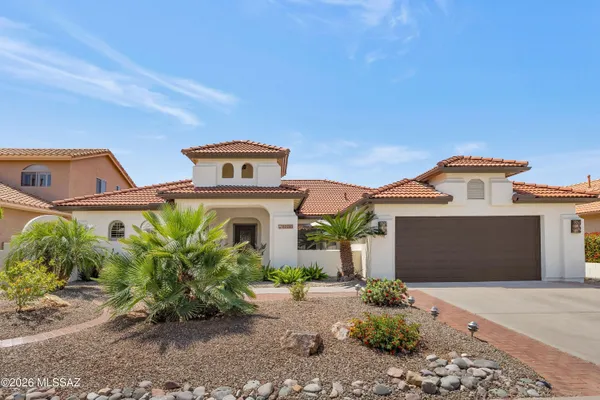 Property Slideshow image 2 of 50 | 62781 e amberwood dr, Tucson, AZ, 85739