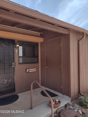 Property Slideshow image 3 of 23 | 360 s paseo pena b, Green Valley, AZ, 85614