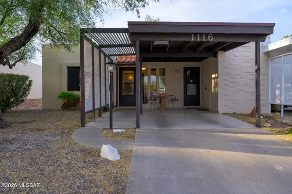 Property Slideshow image 3 of 30 | 1116 s alpine cir, Green Valley, AZ, 85614