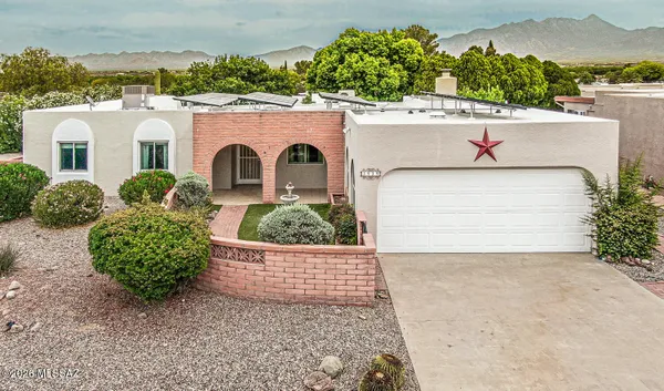 Property Slideshow image 2 of 51 | 1939 s san vincent dr, Green Valley, AZ, 85614