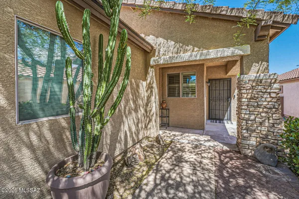 Property Slideshow image 2 of 26 | 528 w calle sedillo, Sahuarita, AZ, 85629