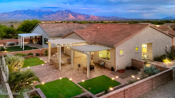 Property Slideshow image 2 of 29 | 2496 w music mountains dr, Green Valley, AZ, 85622