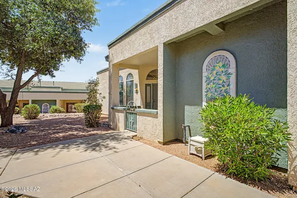 Property Slideshow image 2 of 26 | 2423 w via, Tucson, AZ, 85741