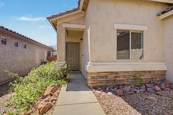 Property Slideshow image 3 of 43 | 1361 w via, Sahuarita, AZ, 85629