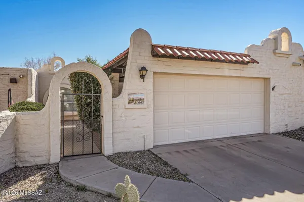 Property Slideshow image 2 of 37 | 997 w calle del regalo, Green Valley, AZ, 85614