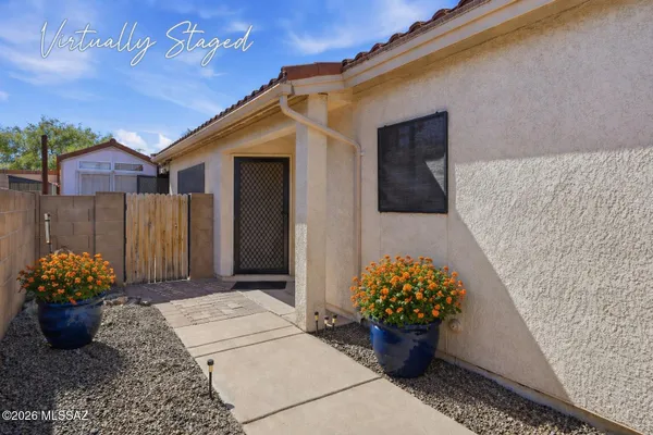 Property Slideshow image 3 of 34 | 1921 n placita santa rita, Green Valley, AZ, 85614