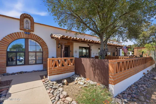 Property Slideshow image 2 of 22 | 386 s la canada dr c, Green Valley, AZ, 85614