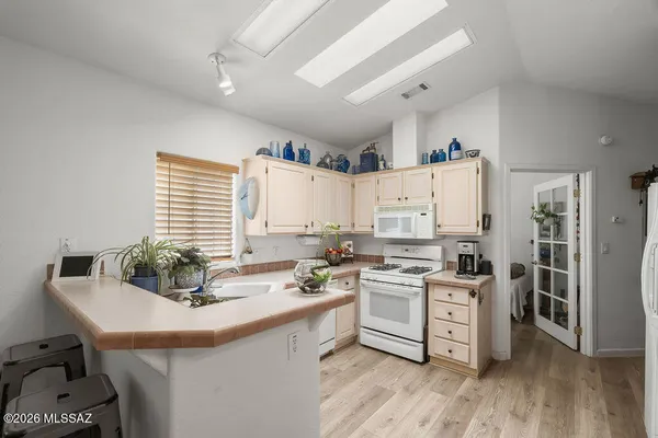 Property Slideshow image 3 of 29 | 15942 s avenida villa grata salvaje, Sahuarita, AZ, 85629