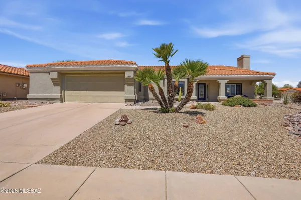 Property Slideshow image 2 of 31 | 14689 n windshade dr, Oro Valley, AZ, 85755