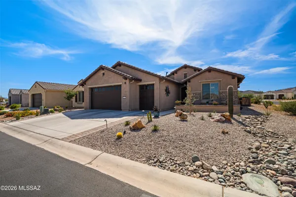 Property Slideshow image 2 of 47 | 1852 n riposte dr, Green Valley, AZ, 85614